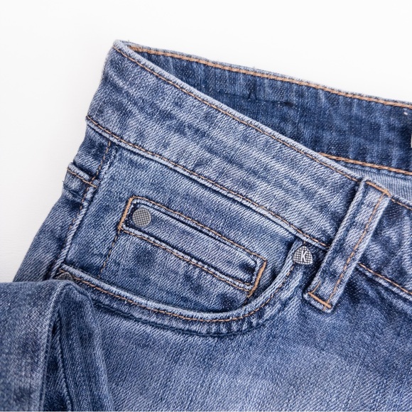 Kut from the Kloth . Catherine Boyfriend Jeans - Picture 4 of 10